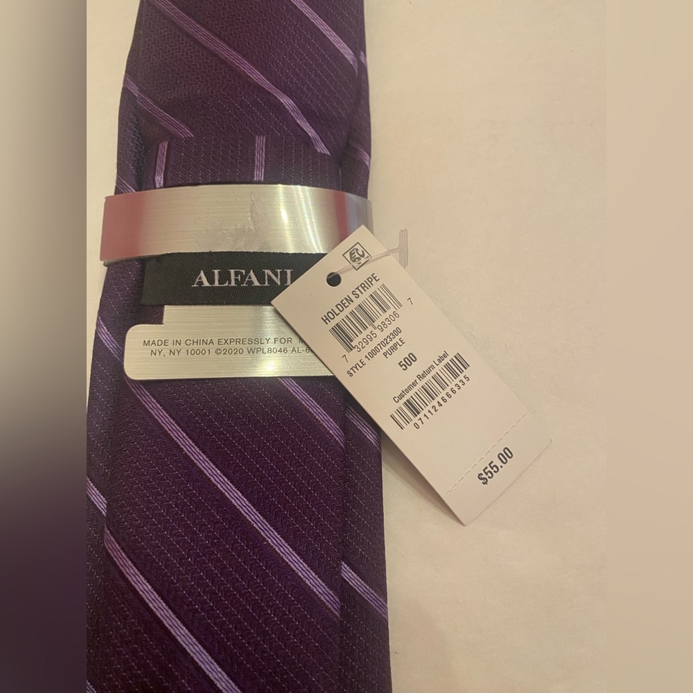 Alfani Men's Purple Stripe Tie - Picture 2 of 5